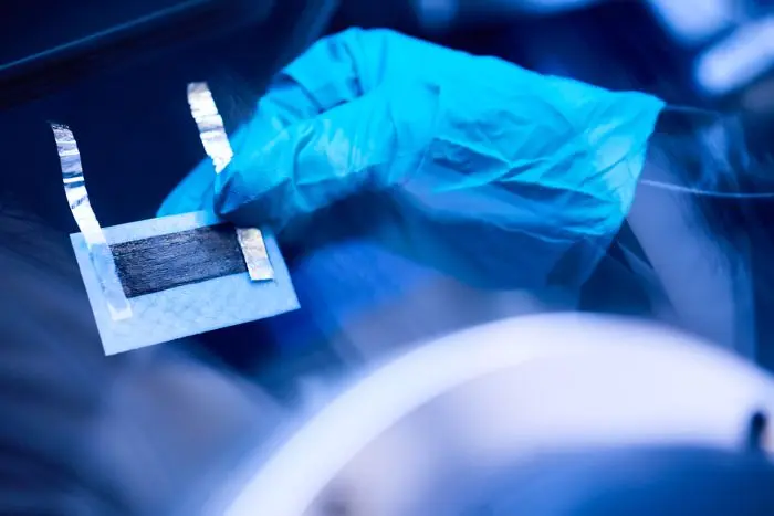 Nejsilnější baterie na světě otevírá cestu k lehkým a energeticky úsporným vozidlům 1 15ME7JH1Q7