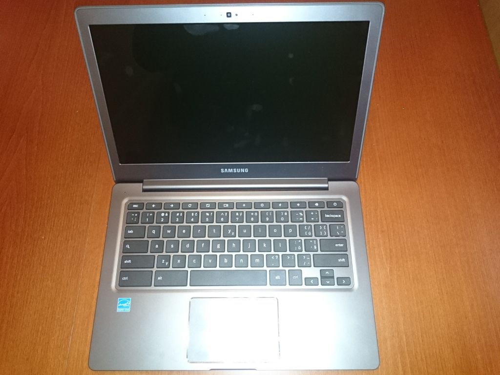 Chromebook 2. Počítač v prohlížeči startuje za pár sekund 1 Chromebook 2 od Samsungu