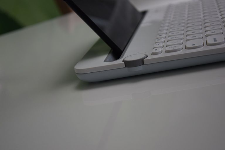 Recenze Bluetooth klávesnice Logitech K480 2 klavesnice-logitech-k480