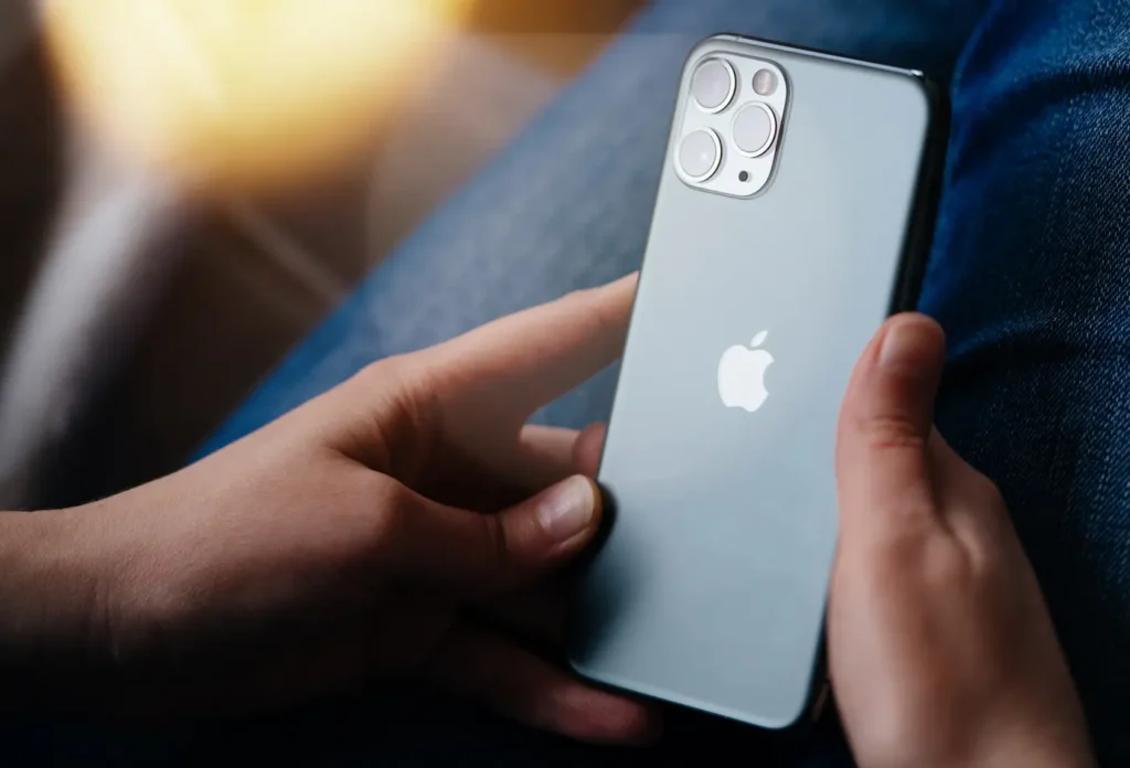 Chytrý telefon do 12 000 Kč? Ani v roce 2023 to není problém 1 Depositphotos 310258940 L