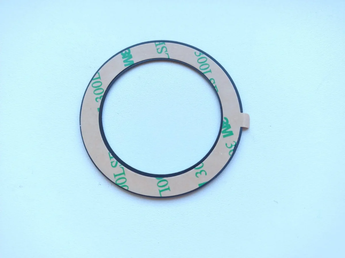 Test: uchycení mobilu k příslušenství pomocí kroužku FIXED MagPlate. Snadné, rychlé a funkční 2 FIXED MagPlate 6
