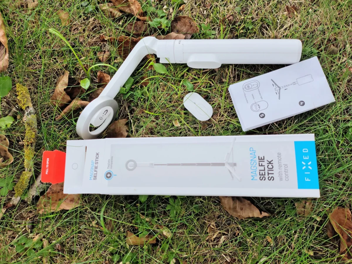 Recenze FIXED MagSnap: teleskopická selfie tyč a pevný stativ v jednom, s bezdrátovým ovladačem 1 FIXED MagSnap 11