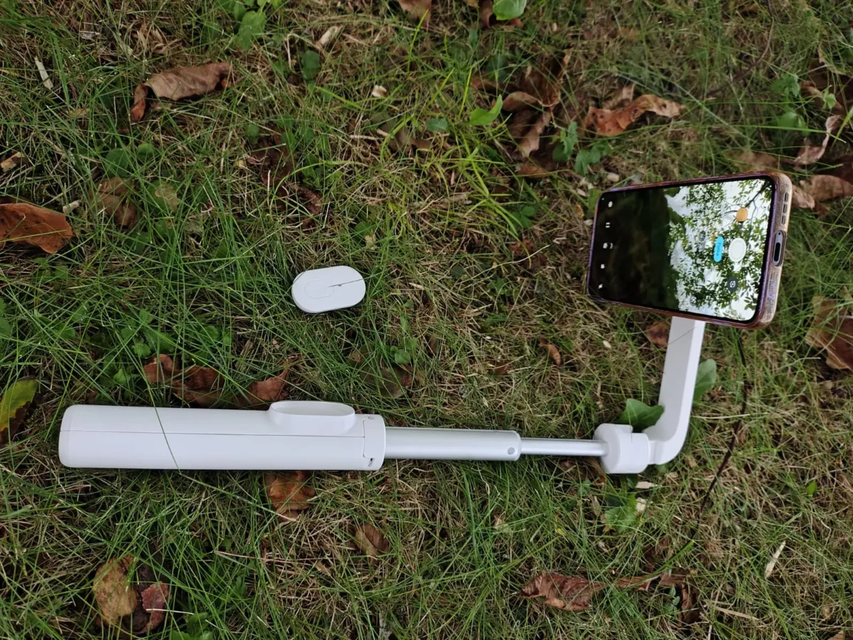 Recenze FIXED MagSnap: teleskopická selfie tyč a pevný stativ v jednom, s bezdrátovým ovladačem 3 FIXED MagSnap 2