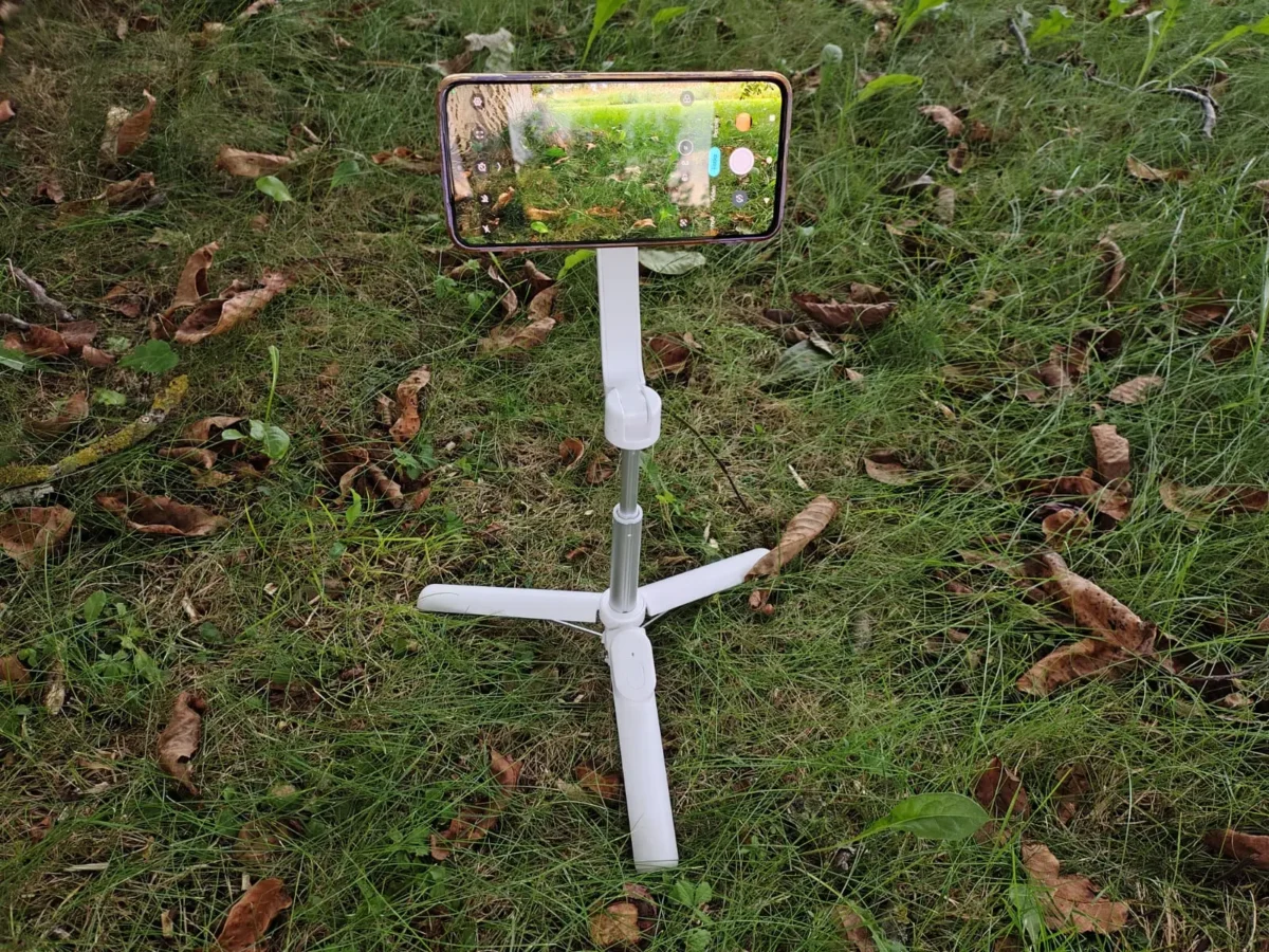 Recenze FIXED MagSnap: teleskopická selfie tyč a pevný stativ v jednom, s bezdrátovým ovladačem 5 FIXED MagSnap 8