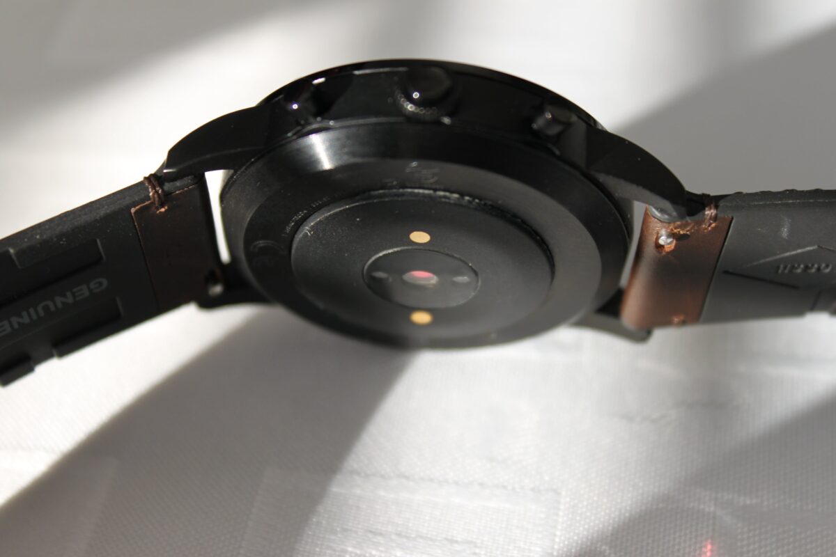 Fossil uvedl hybridní chytré hodinky Hybrid HR 40 Fossil-Hybrid-chytre-hodinky-_9253