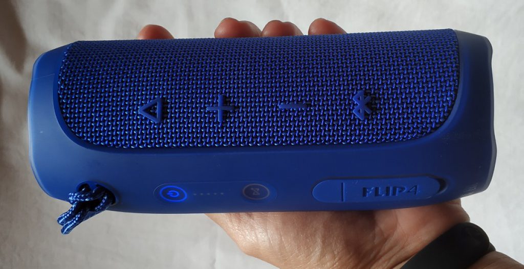 JBL Flip 4 je prcek, ale rozbalí to dobře 19 IMG 20180719 150356