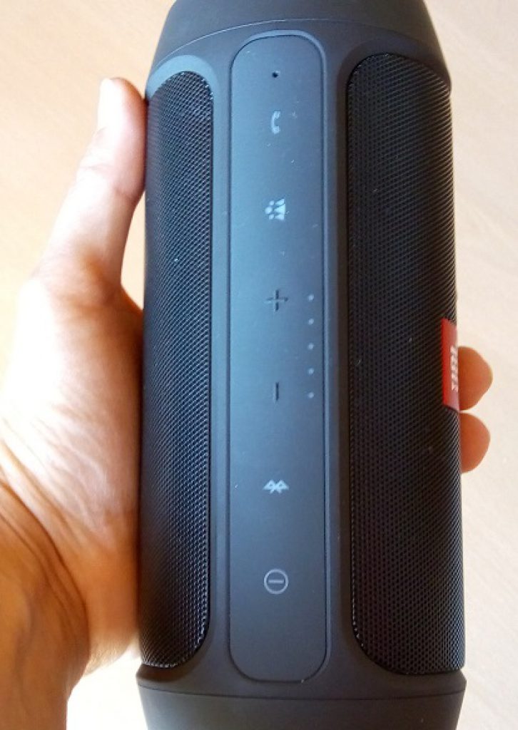 JBL Charge 2+ vás nabije dobrou hudbou, váš telefon zase energií 7 IMG 20180812 100955208