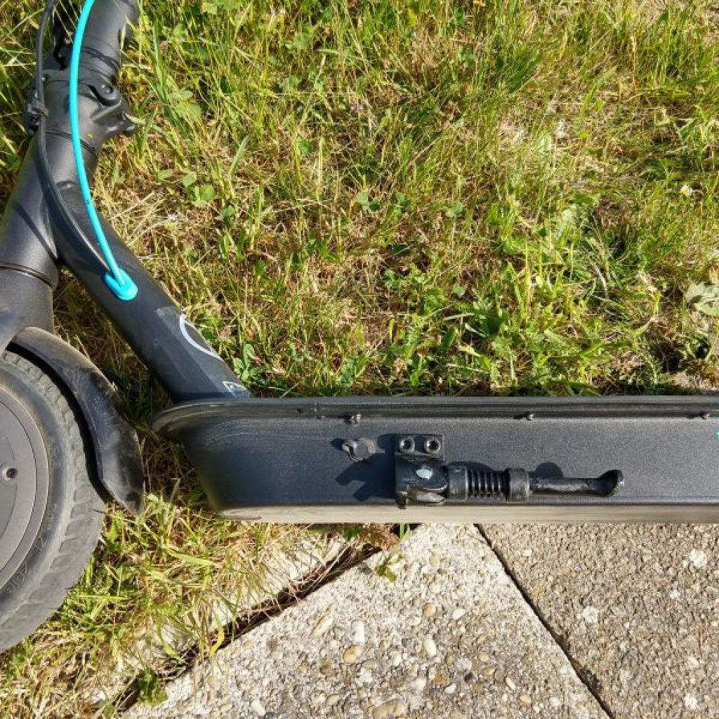 Elektrická koloběžka Lamax S7500 Plus: skvělá na rychlé přesuny po městě - ale ne pro každého 18 Lamax E Scooter S7500 Plus 14