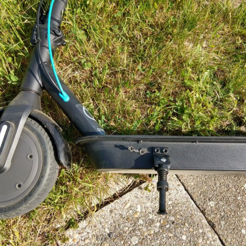 Elektrická koloběžka Lamax S7500 Plus: skvělá na rychlé přesuny po městě - ale ne pro každého 19 Lamax E Scooter S7500 Plus 15