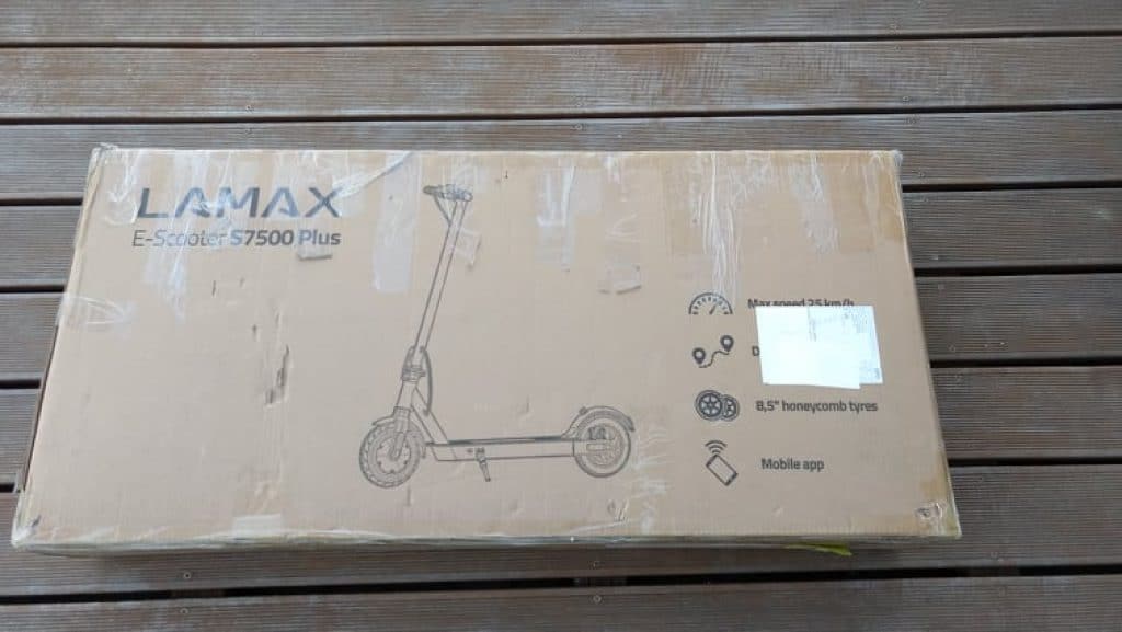Elektrická koloběžka Lamax S7500 Plus: skvělá na rychlé přesuny po městě - ale ne pro každého 1 Lamax E Scooter S7500 Plus 4
