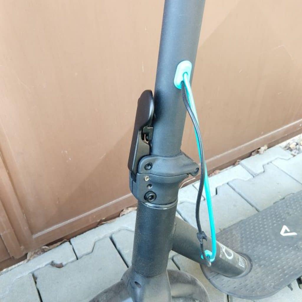 Elektrická koloběžka Lamax S7500 Plus: skvělá na rychlé přesuny po městě - ale ne pro každého 8 Lamax E Scooter S7500 Plus 5 1