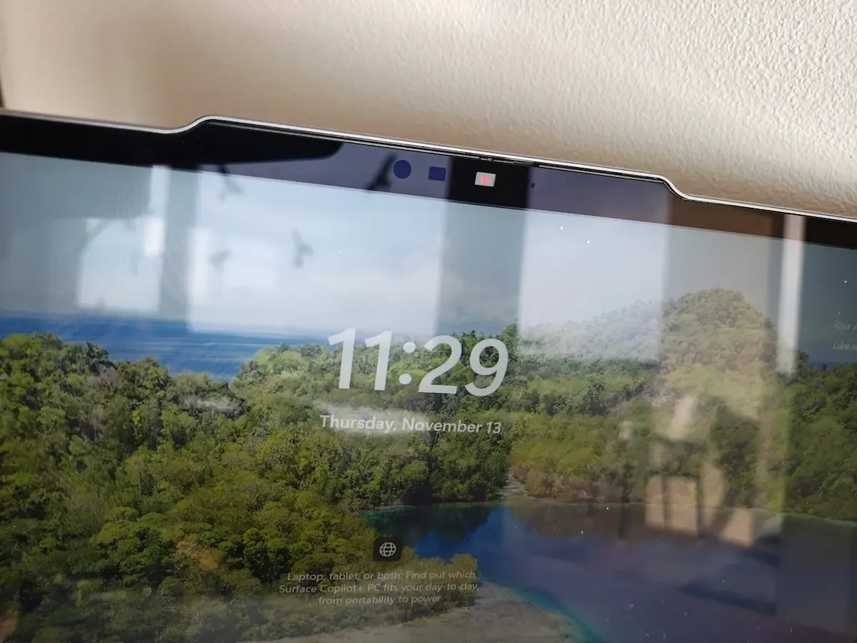 Recenze ThinkPad X1 2-in-1 Gen 10 Aura Edition: pracovní notebook s lokální AI a super odolnou konstrukcí 17 Lenovo ThinkPad X1 15