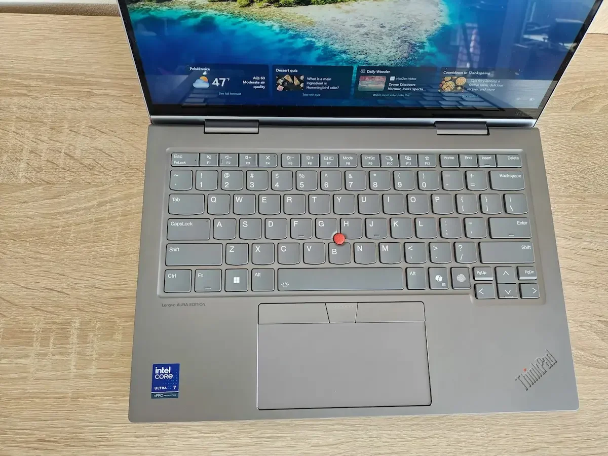 Recenze ThinkPad X1 2-in-1 Gen 10 Aura Edition: pracovní notebook s lokální AI a super odolnou konstrukcí 22 Lenovo ThinkPad X1 18 1