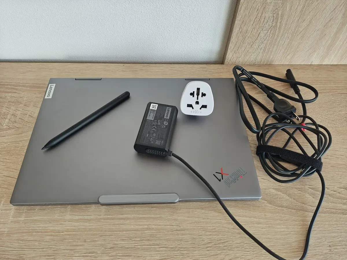 Recenze ThinkPad X1 2-in-1 Gen 10 Aura Edition: pracovní notebook s lokální AI a super odolnou konstrukcí 4 Lenovo ThinkPad X1 29 1