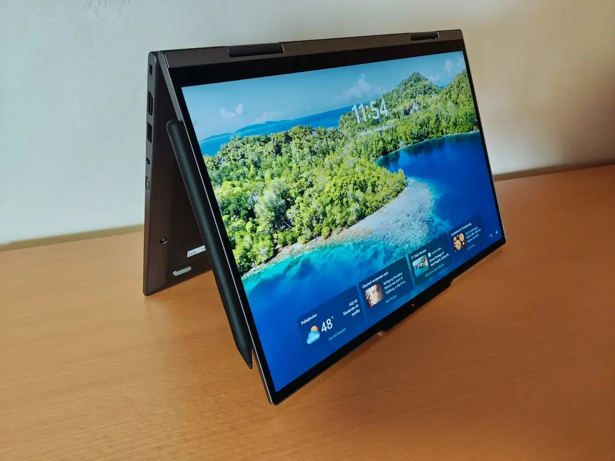 Recenze ThinkPad X1 2-in-1 Gen 10 Aura Edition: pracovní notebook s lokální AI a super odolnou konstrukcí 11 Lenovo ThinkPad X1 4 2