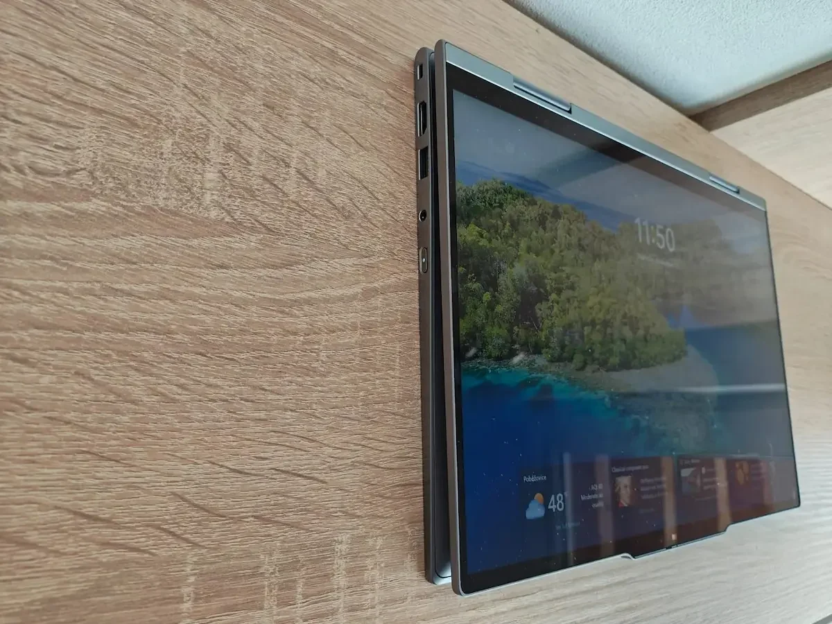 Recenze ThinkPad X1 2-in-1 Gen 10 Aura Edition: pracovní notebook s lokální AI a super odolnou konstrukcí 9 Lenovo ThinkPad X1 7 3