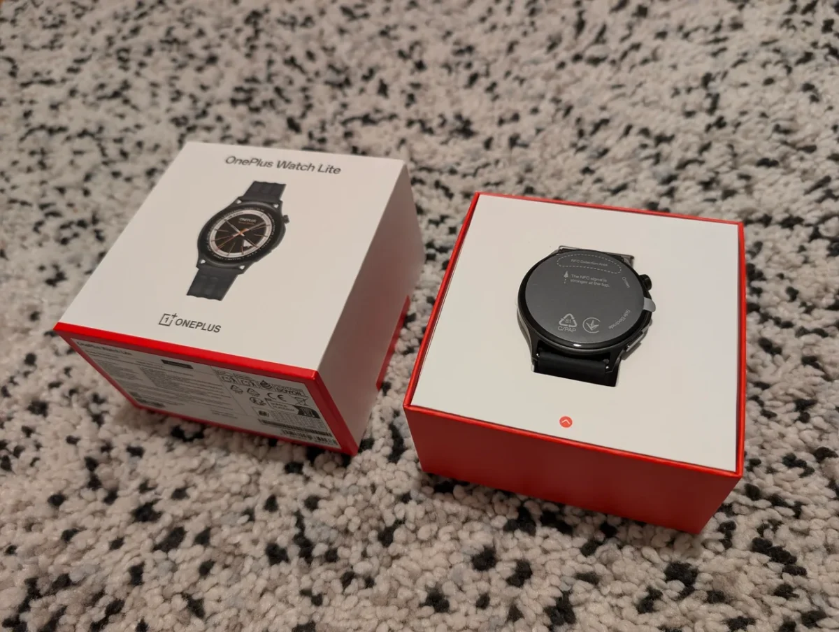 OnePlus Watch Lite: Víc než týden na jedno nabití a skvělé funkce. Bude to na trhu chytrých hodinek stačit? 20 OnePlus Watch Lite: Víc než týden na jedno nabití a skvělé funkce. Bude to na trhu chytrých hodinek stačit?