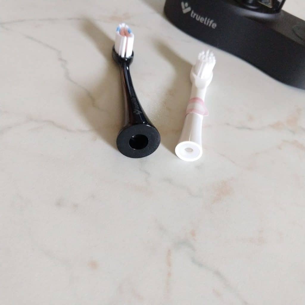 Sonický kartáček TrueLife Sonic Brush Junior J 100. Jaký je? 4 TrueLife Sonic Brush Junior 7