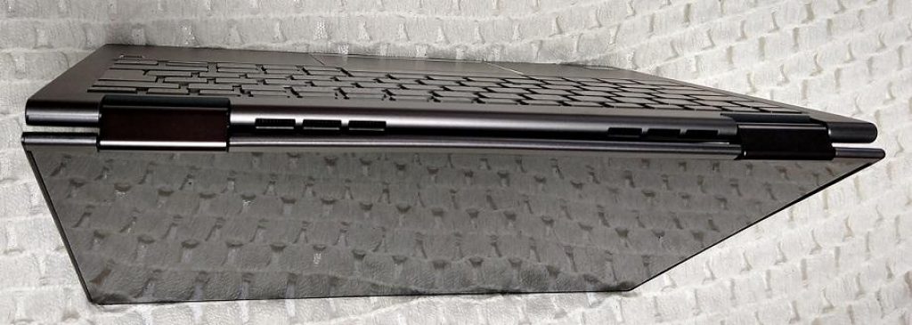 Lenovo Yoga 730-13IKB - kovový konvertibl o velikosti čtvrtky (papíru) 31 Yoga 730 40