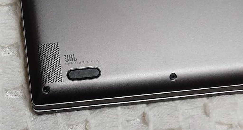 Lenovo Yoga 730-13IKB - kovový konvertibl o velikosti čtvrtky (papíru) 6 Yoga 730 42