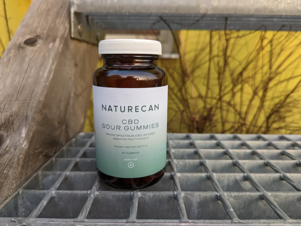 Kyselí gumoví medvídci s CBD od Naturecan jsou skvělí 1 cbg sour gummies naturcan 154953934