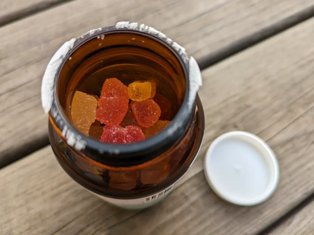Kyselí gumoví medvídci s CBD od Naturecan jsou skvělí 5 cbg sour gummies naturcan 155117390