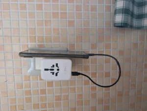 fixed voyager 70w cestovni adapter recenze