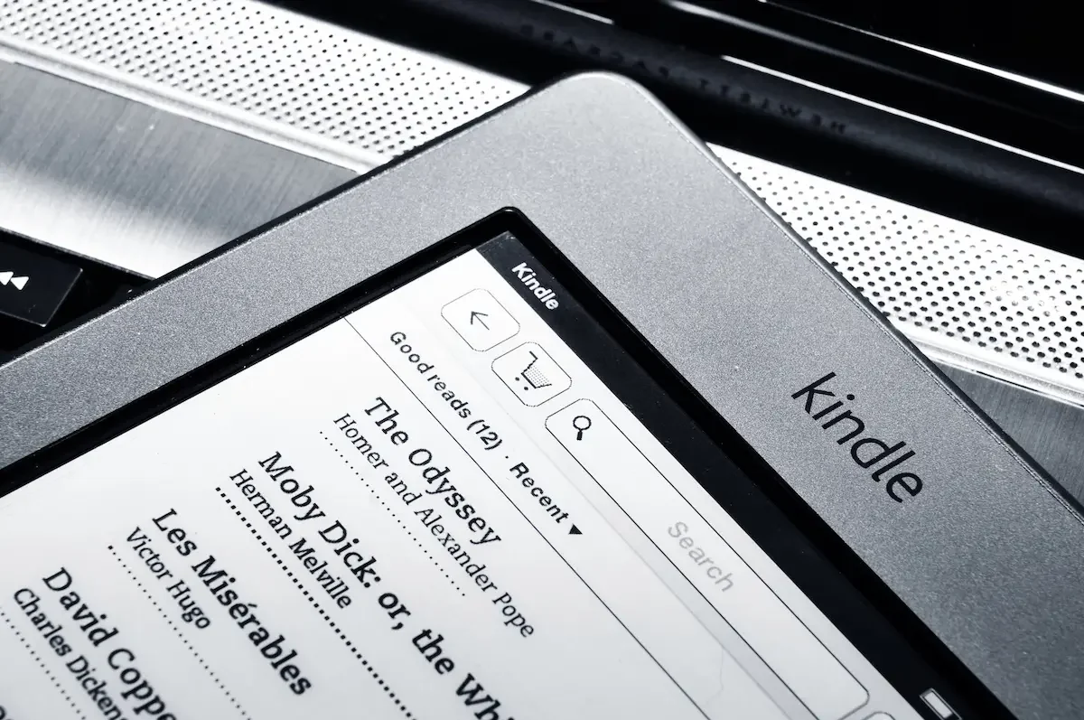Jak funguje čtečka knih: Průvodce technologií a použitím 1 kindle displej