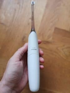 AirFloss Ultra od Philipsu přináší extra péči o zuby. Jak funguje? 4 philips airfloss 080458