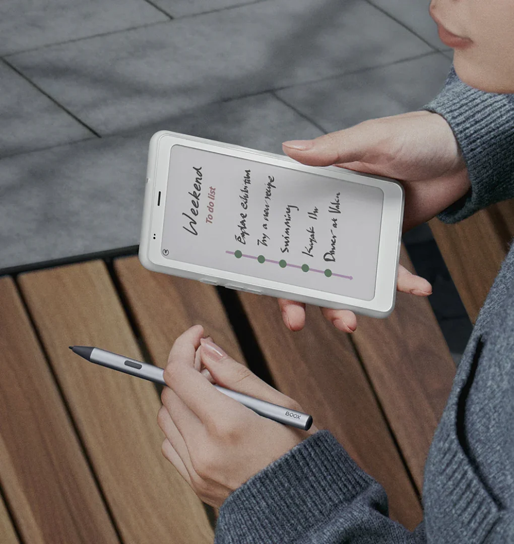 Boox Palma 2 Pro: kapesní čtečka eknih, která zvládne barvy, Android 15 i 5G 1 pm2p 03 mobile 10181418