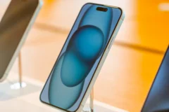 Apple údajně jedná o nasazení Gemini AI od Google do funkcí iPhonu