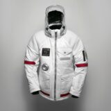 Chceš mít bundu jako kosmonaut? Rozbij prasátko a objednej si Spacelife Jacket!