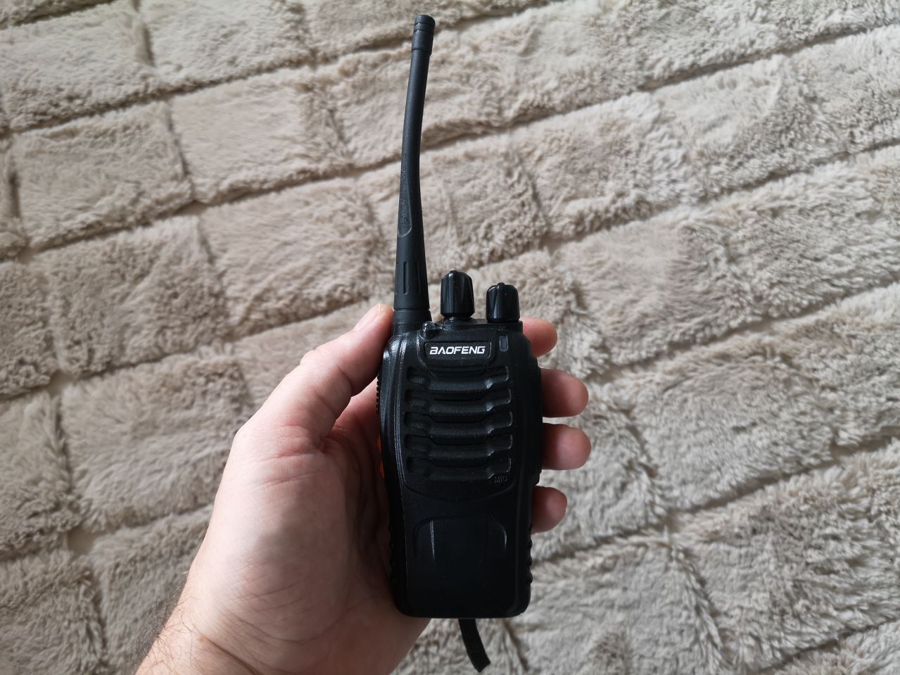 Recenze vysílačky BAOFENG BF-888S UHF | GeekLife.cz